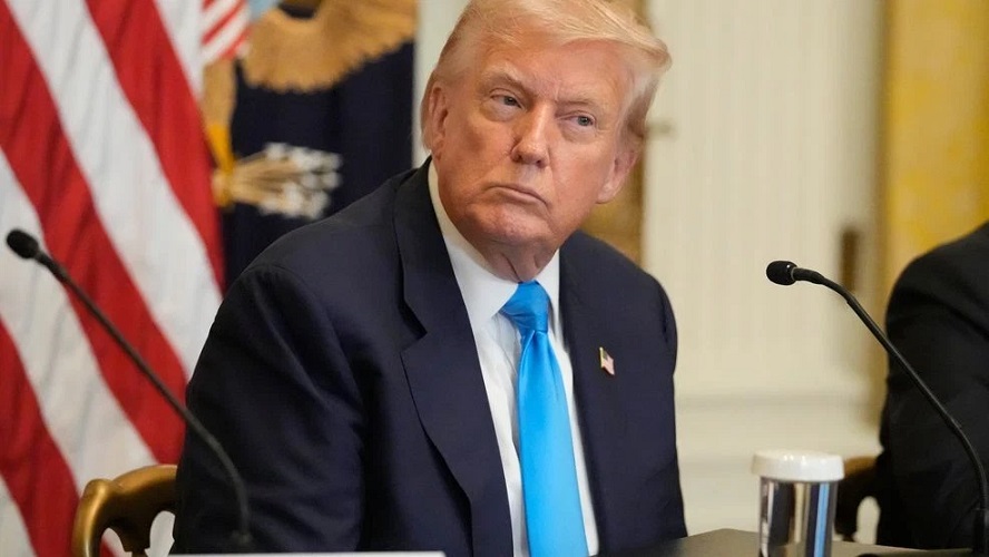 Trump oo cadaadis wajahaya.jpg